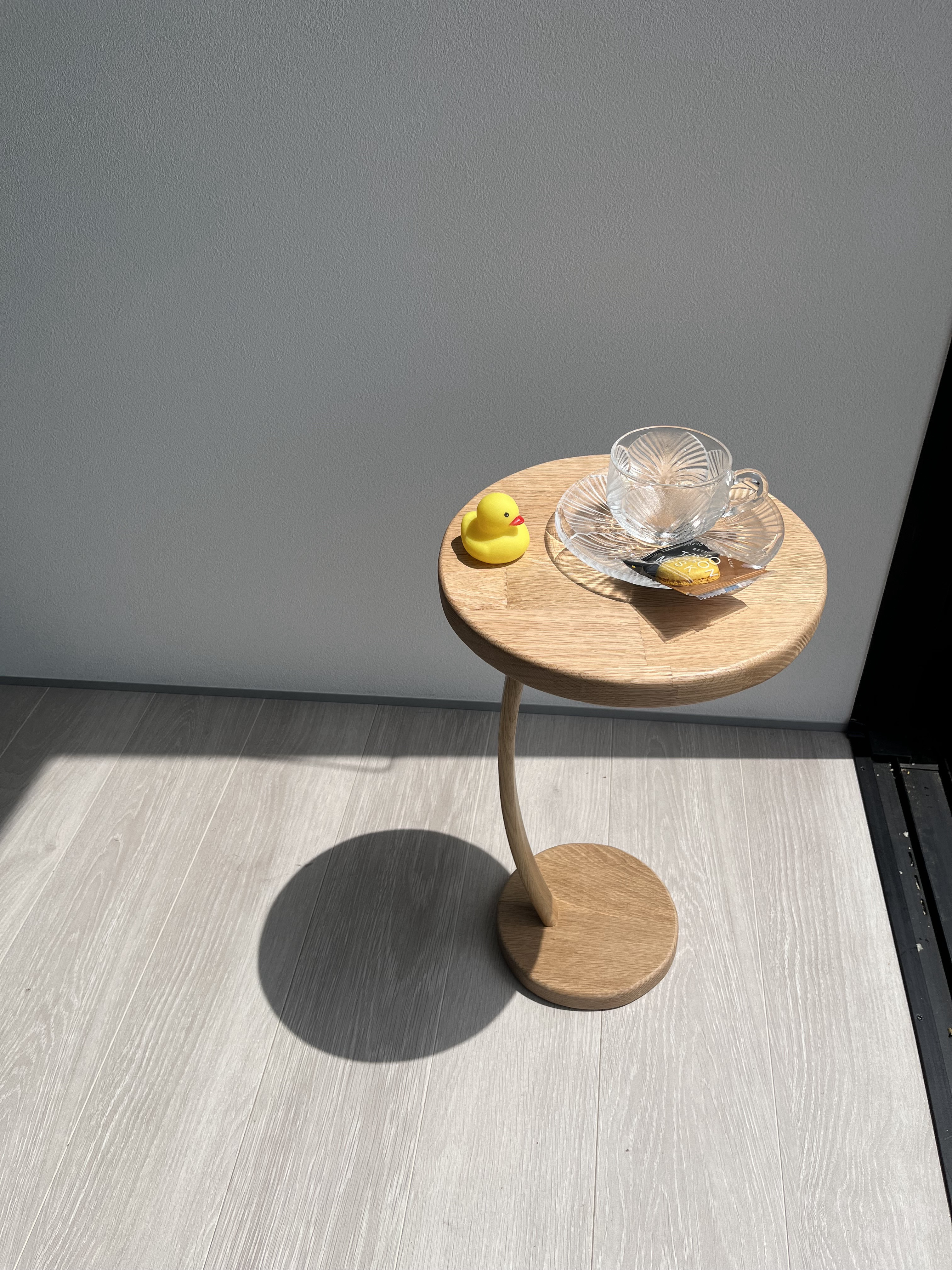 まん丸が小粋なサイドテーブル(受注)