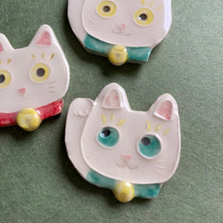 招き猫のブローチ(陶器) 6枚目の画像