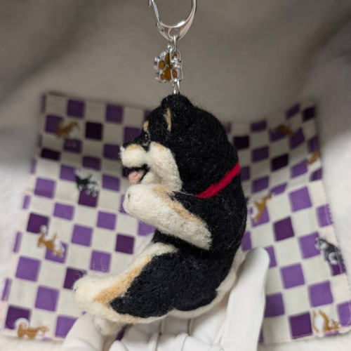 柴犬 羊毛 羊毛フェルト ハンドメイド 黒柴 キーホルダー 羊毛フェルト