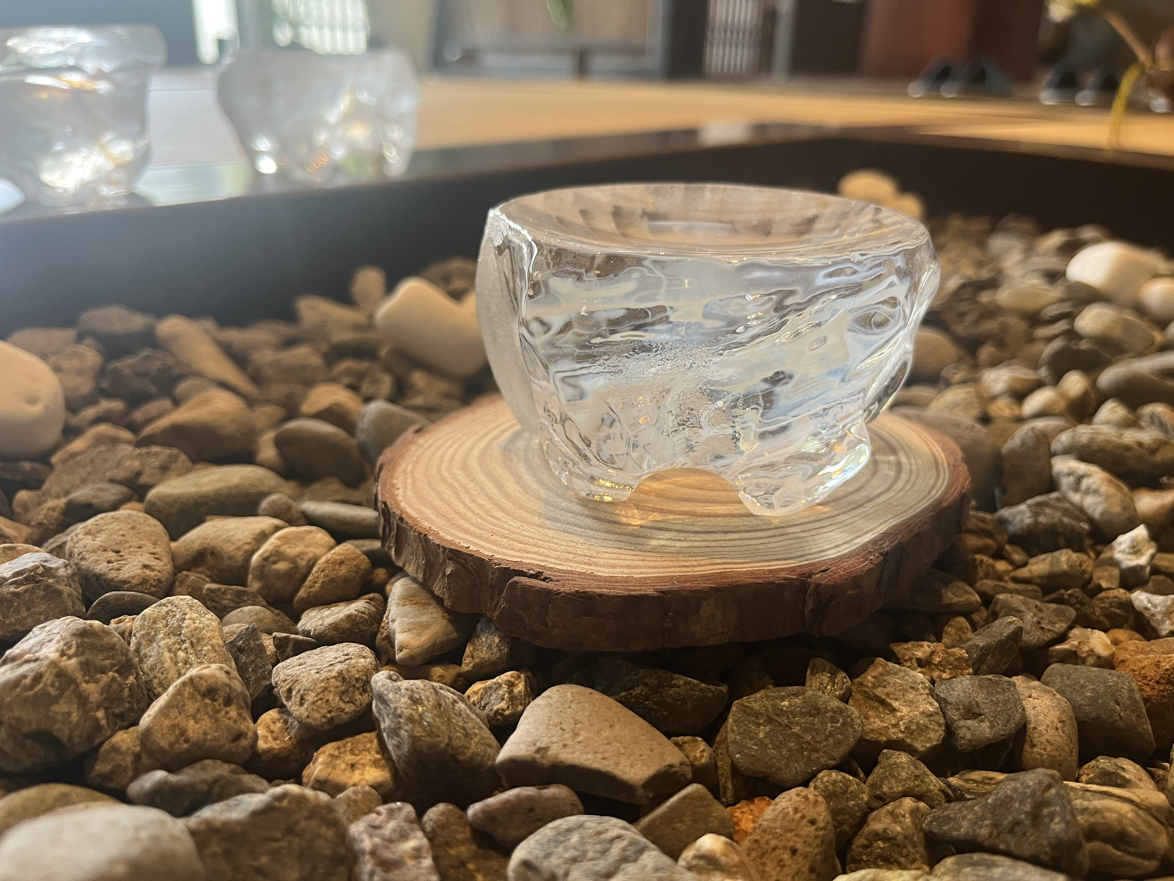 氷硝器（ひょうしょうき）小物置き