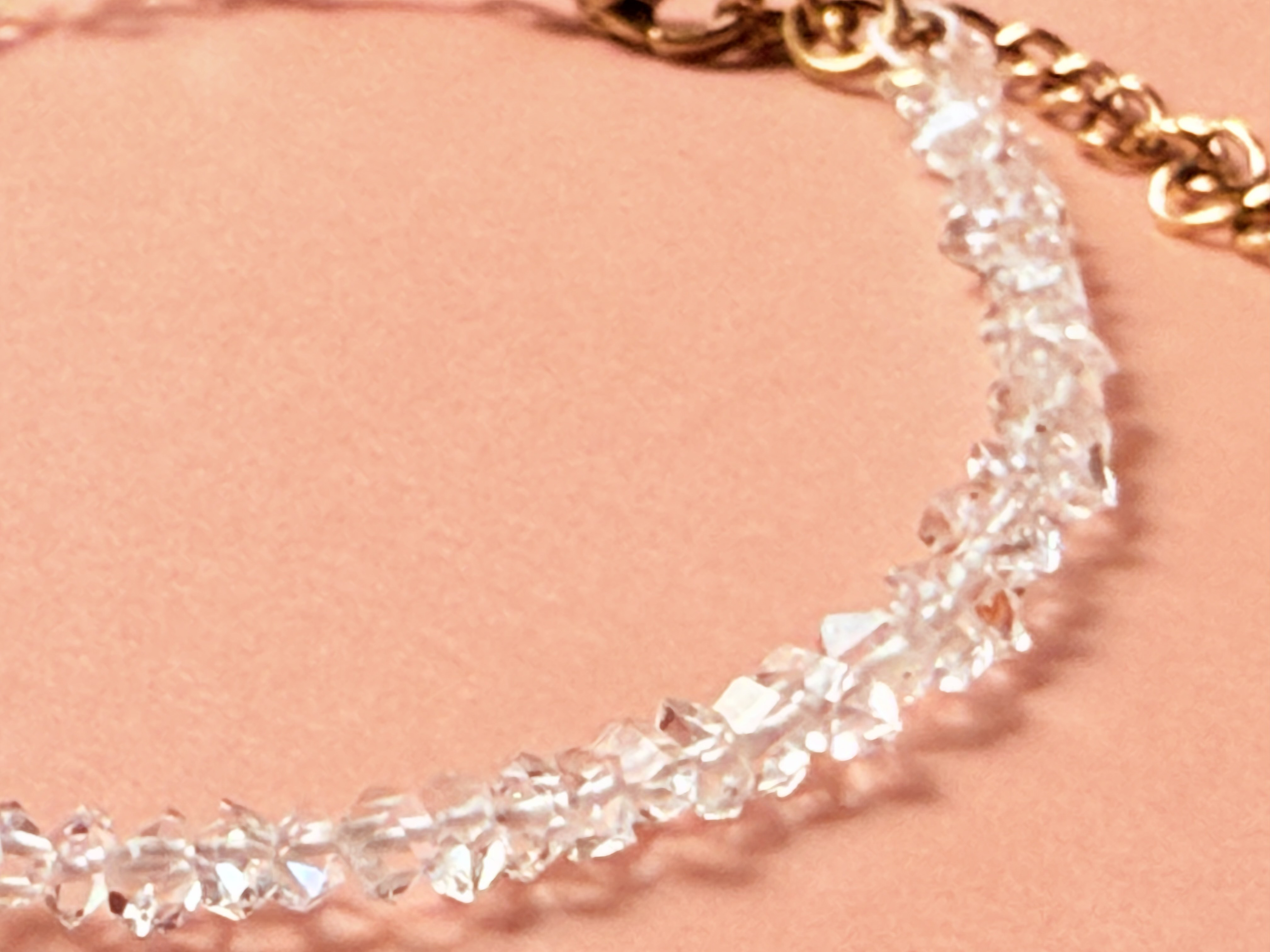 女性が輝くための天然石ハーキマーダイヤモンド華奢ブレスレット