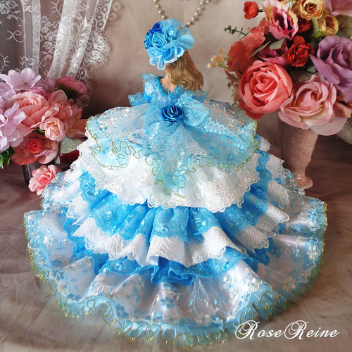 ベルサイユの薔薇 華やかなブルーローズ煌めきのボリュームフリル