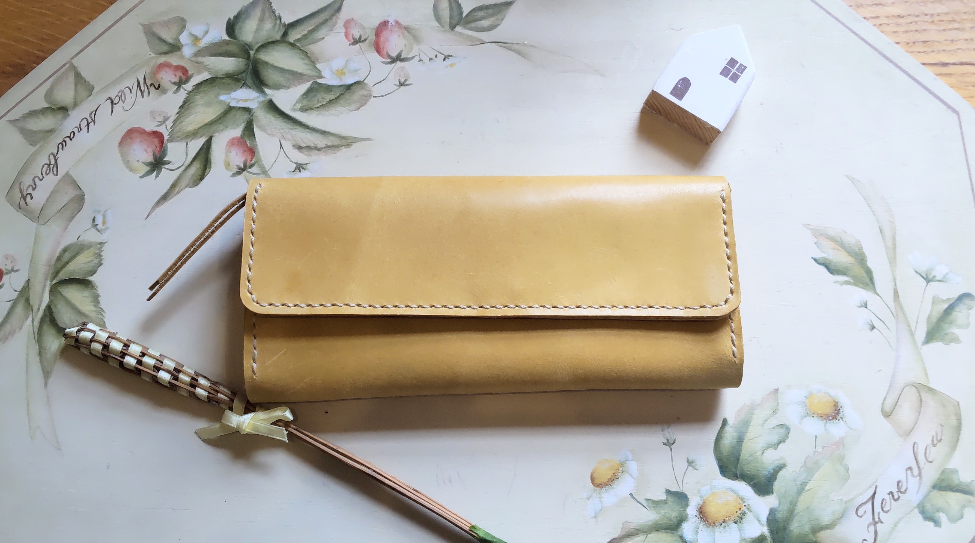 ＊送料無料＊本革  長財布  レモンイエロー 『Creema限定』