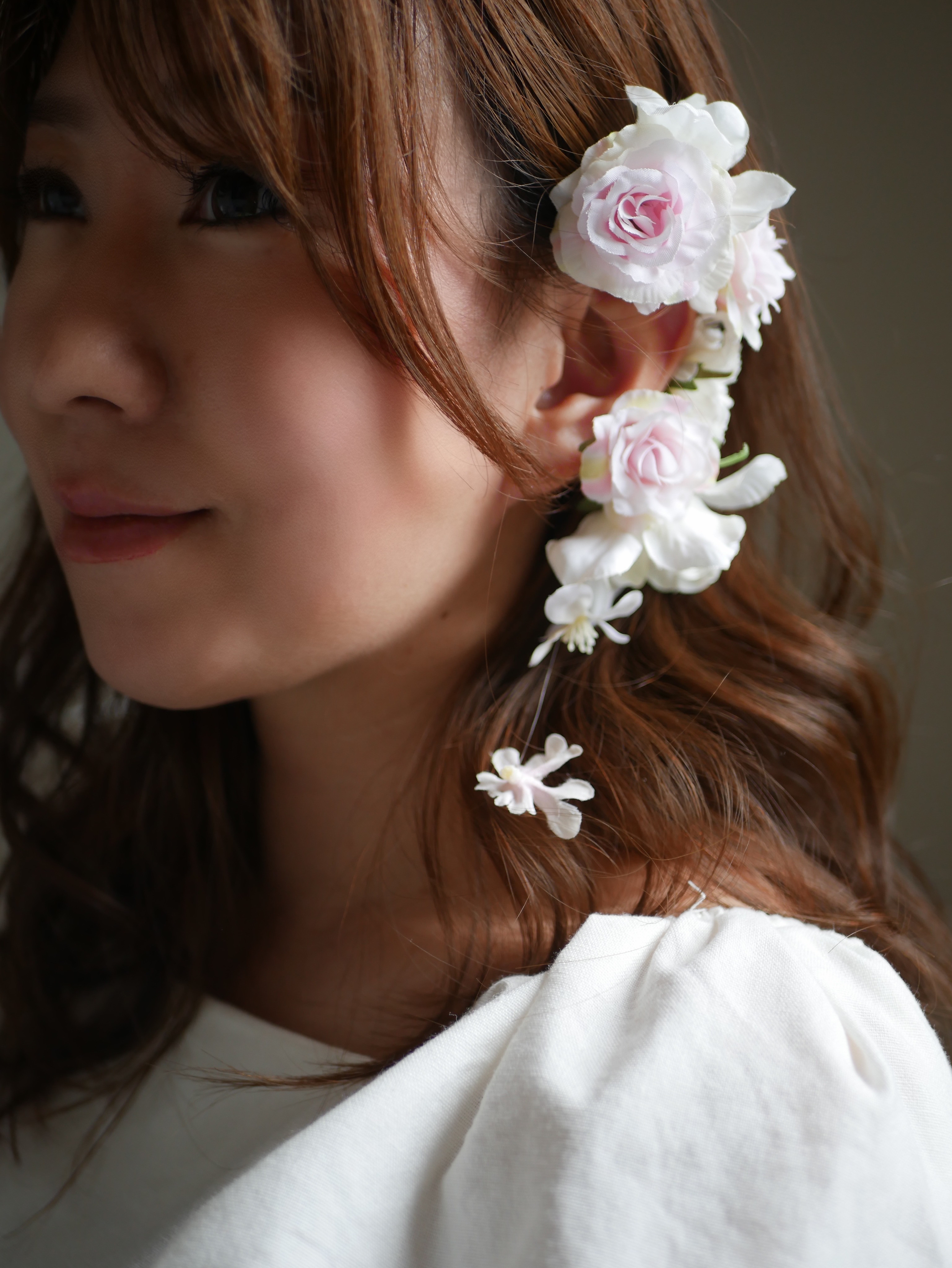 【カロリーヌ】フラワーイヤーカフ　イヤーカフ　ウェディングアクセサリー　造花アクセサリー