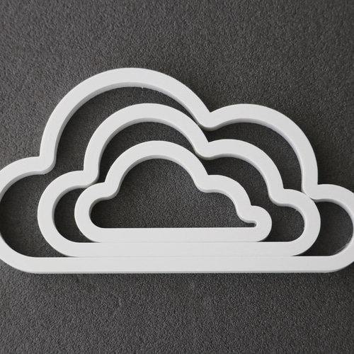 インテリアオブジェ 雲（アウトライン） 大中小3点セット その他