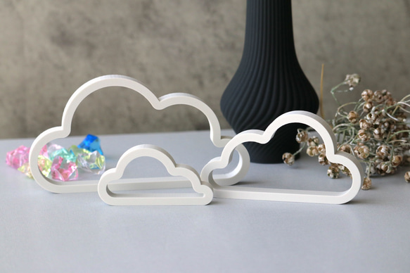 インテリアオブジェ　雲（アウトライン）　大中小３点セット 1枚目の画像