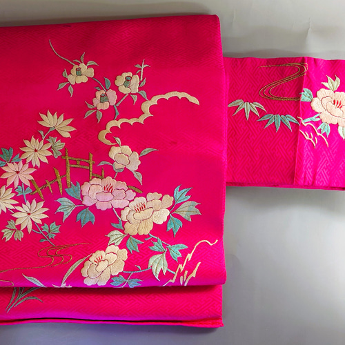 名古屋帯】牡丹の花刺繍のアンティーク帯 和装小物（帯・半襟） 和小物