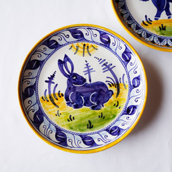 絵皿 20cm マヨリカ焼き ウサギ イタリア陶器 アンティーク調 CRC048