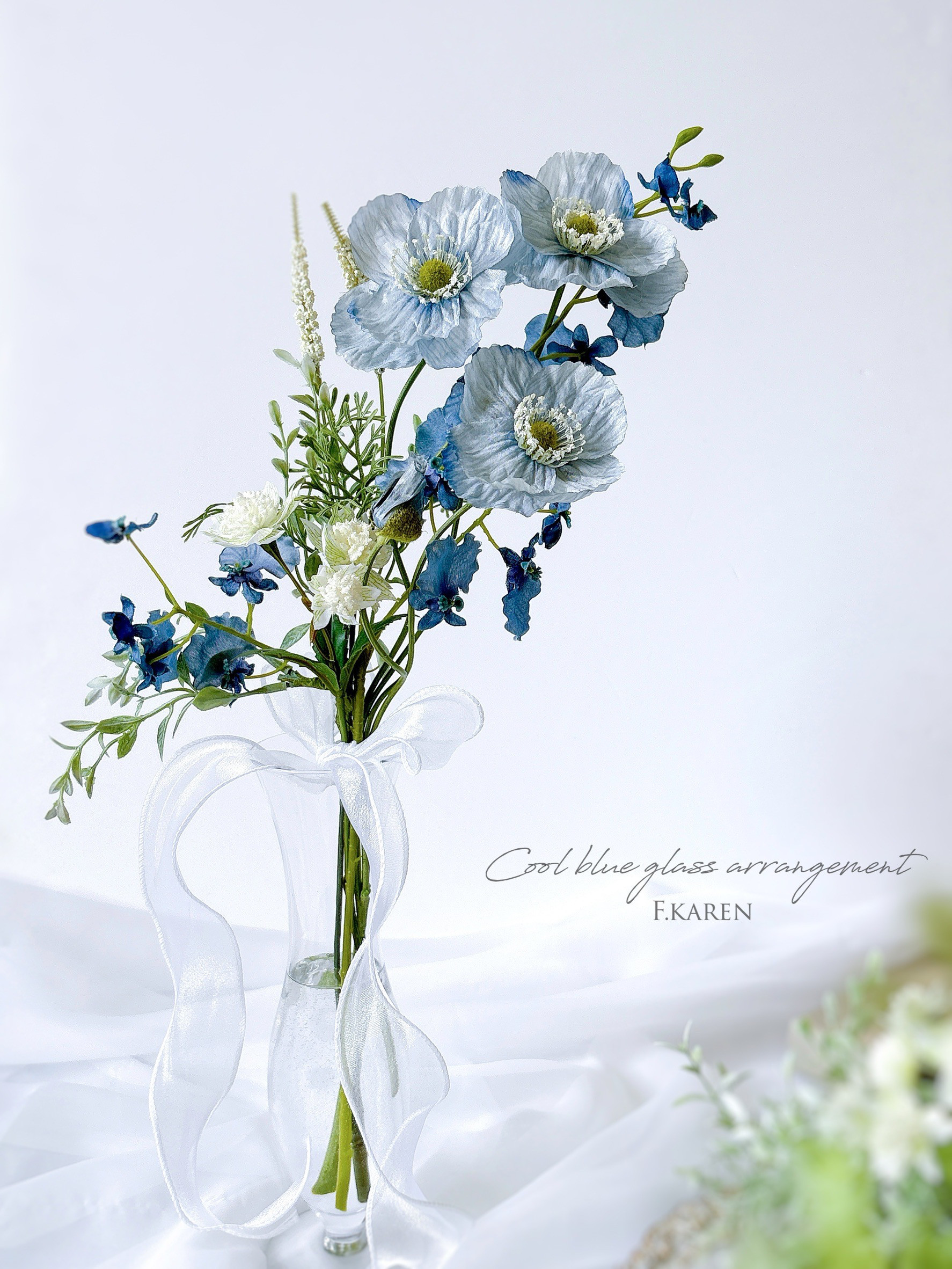 凛と咲く涼やかグラスアレンジ ～ アーティフィシャルフラワー（造花）～光触媒加工