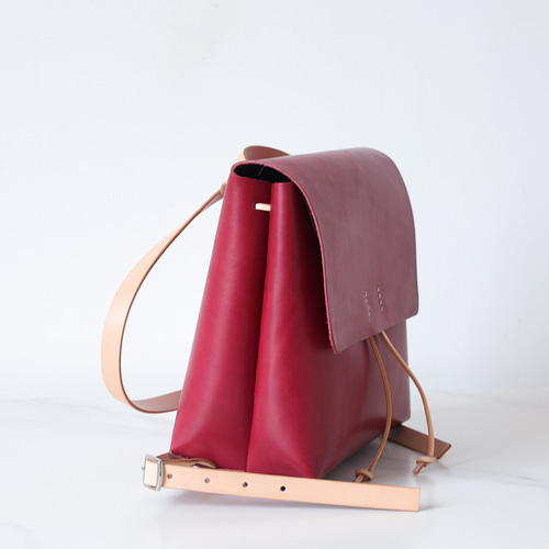 牛革手作りリュックサックレザーバックパック リュック・バックパック