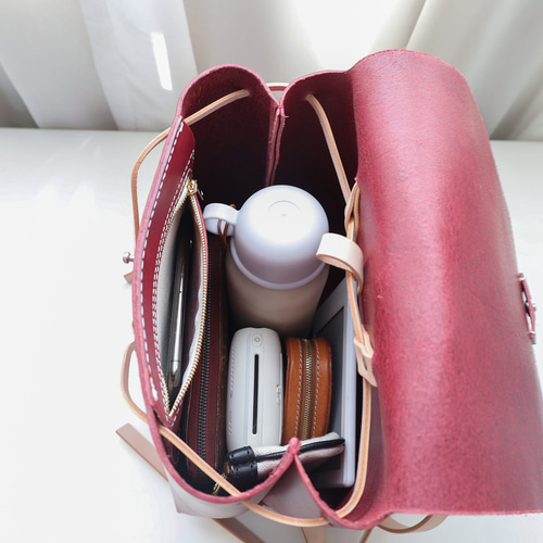 牛革手作りリュックサックレザーバックパック リュック・バックパック