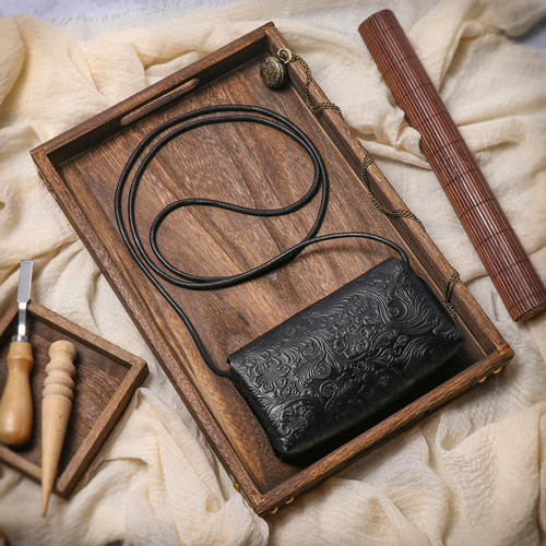 レザーエンボス加工スマホポシェット 手作り牛革スマホポーチ 本革小銭