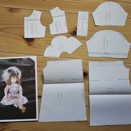 ドール服の型紙 人形服ドレス ドールハウス アンティークドール ビスク