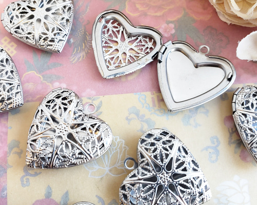 1個 ハート ロケット ロケットペンダント ステンレス 透かし