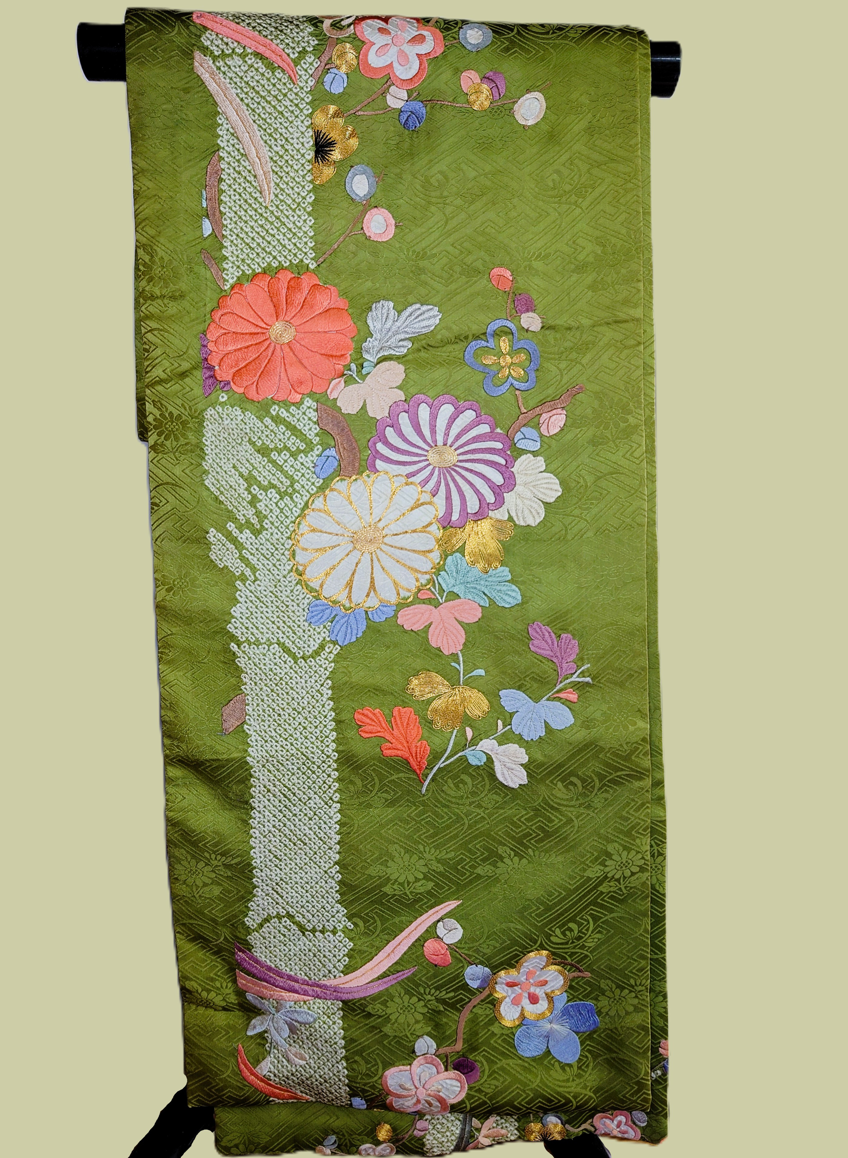 【袋帯】綸子絞りと刺繍のアンティーク帯