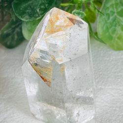 コパー（銅）内包　レインボー　クリスタル　水晶　ポイント　ポリッシュ　原石 1枚目の画像