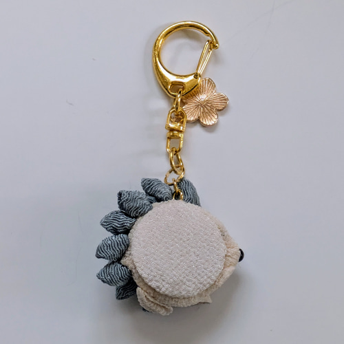 つまみ細工 ハリネズミキーホルダー ストラップ ハリネズミ ハリネズミ