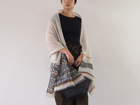 ブロックプリント/大判リネンストール① 1枚目の画像