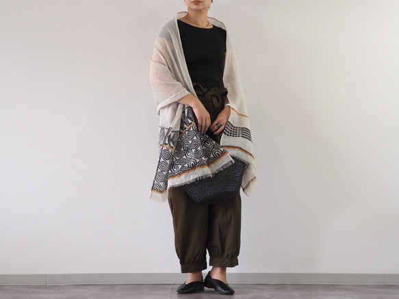 ブロックプリント/大判リネンストール① 15枚目の画像