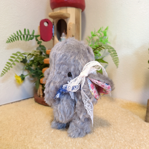 再販】夢見るぞうのぬいぐるみ ドイツ製モヘア生地のおめかしゾウさん