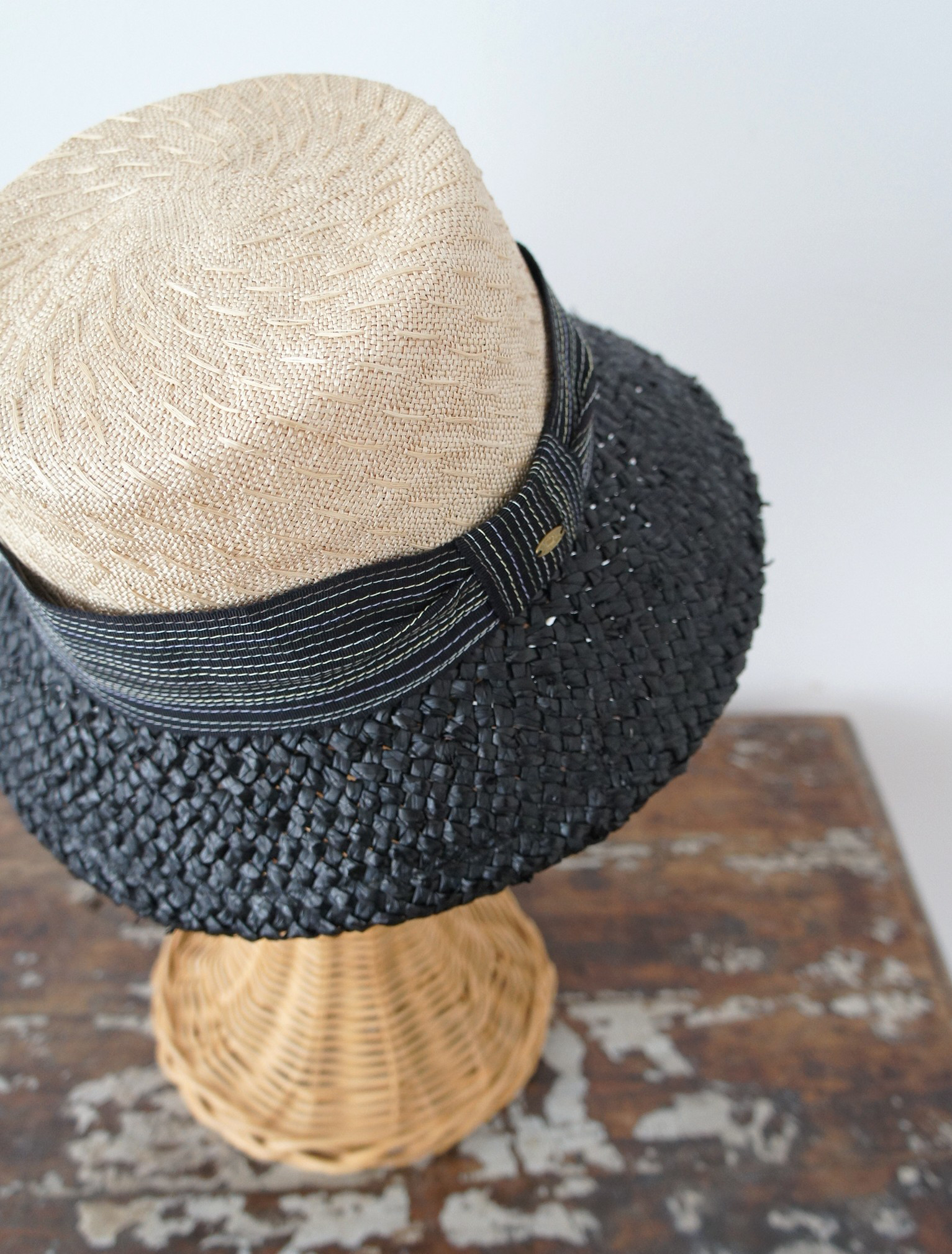 ツートーン・ハット*[ブラック+ベージュ]C328Black+Beige