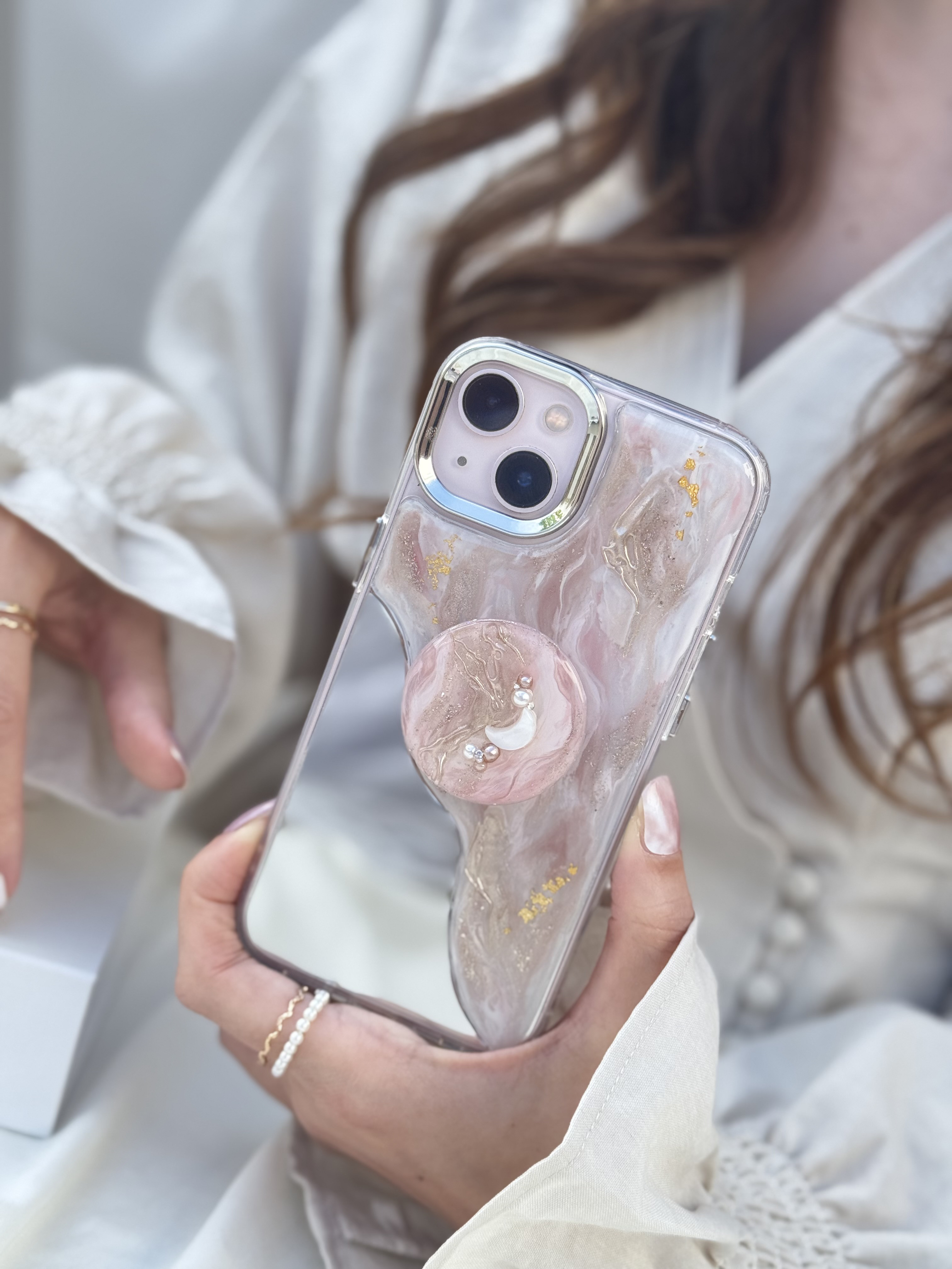 【No.66】ピンク グリップ付きミラーデザイン ニュアンスiPhoneケース