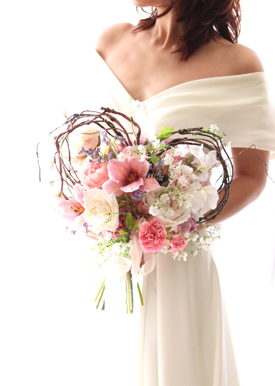 【即納OK】洗練ピンクのハートブーケ｜韓国ウェディング風・アーティフィシャルフラワー・前撮りブーケ・ナチュラル