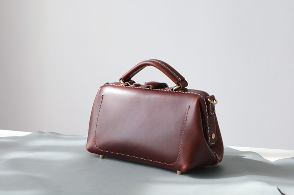 ★限時特惠，兩件起售！ ★超人氣！橫款搭扣包，手工真皮單肩包，女士款，全手工縫製，秋冬包款 第6張的照片