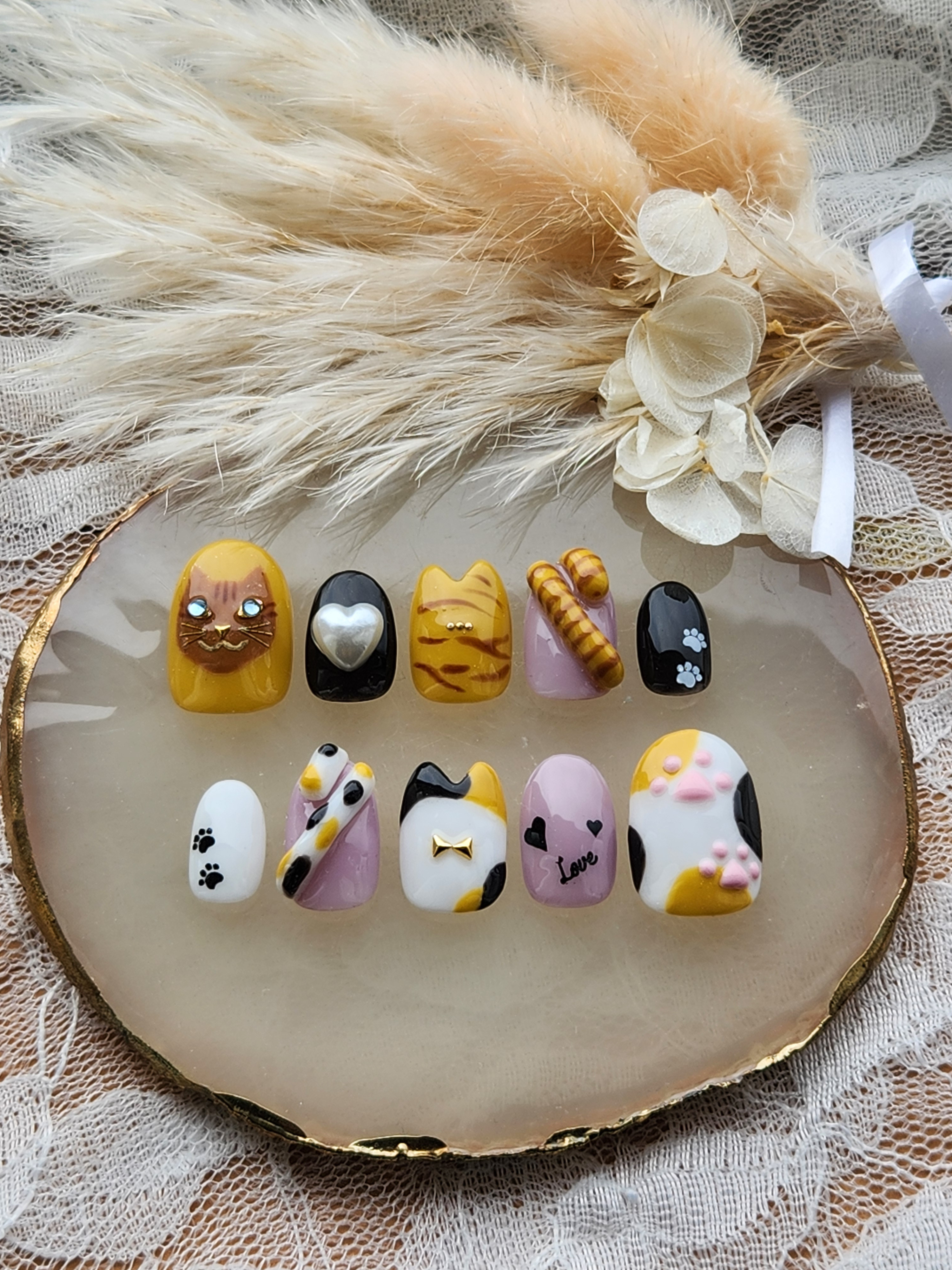 3dネイルパーツ くま 肉球 ねこ 寝そべり