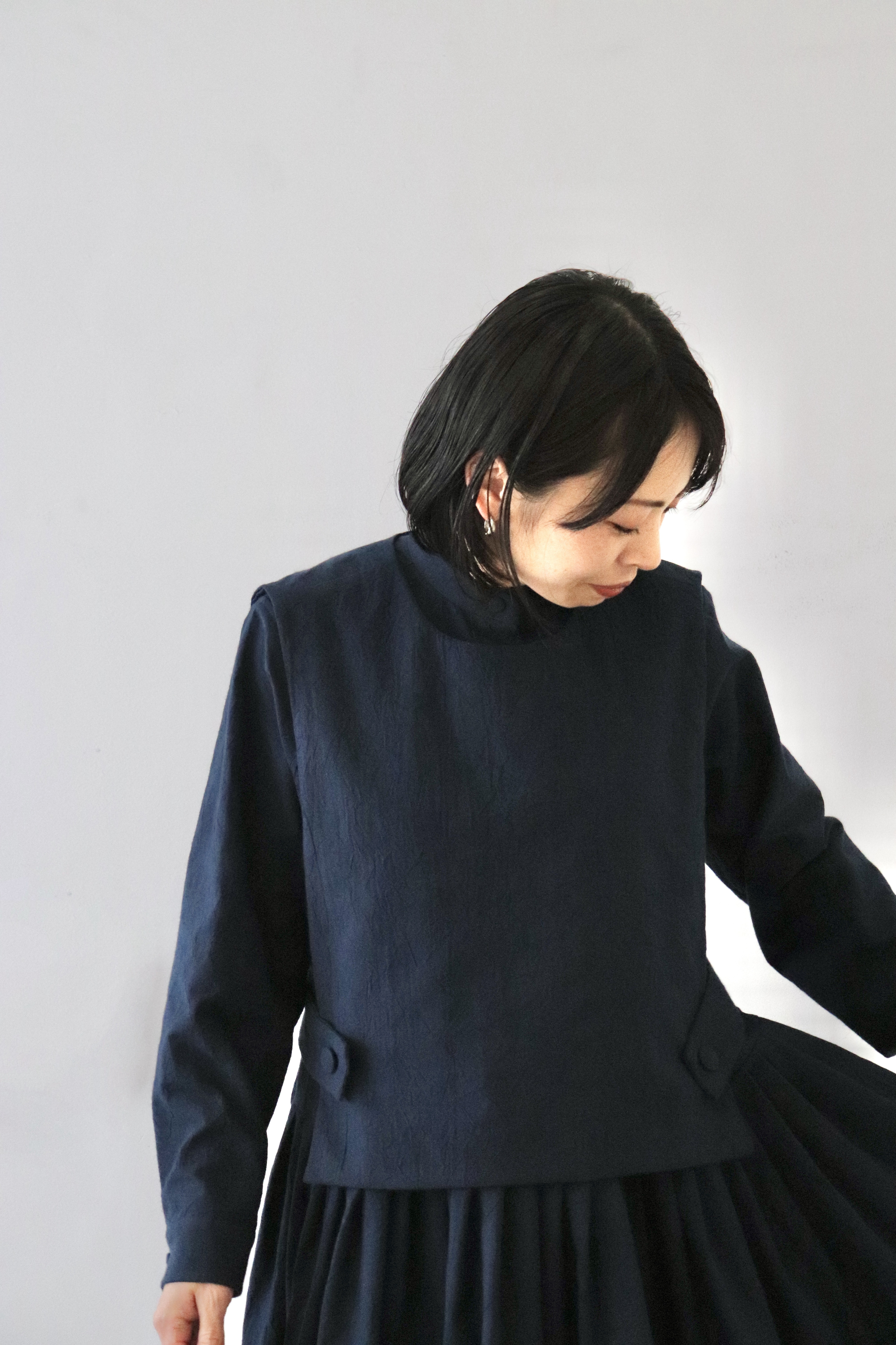 ベスト　コットン(ハンドワッシャームジ)　ネイビー　Sサイズ、Mサイズ