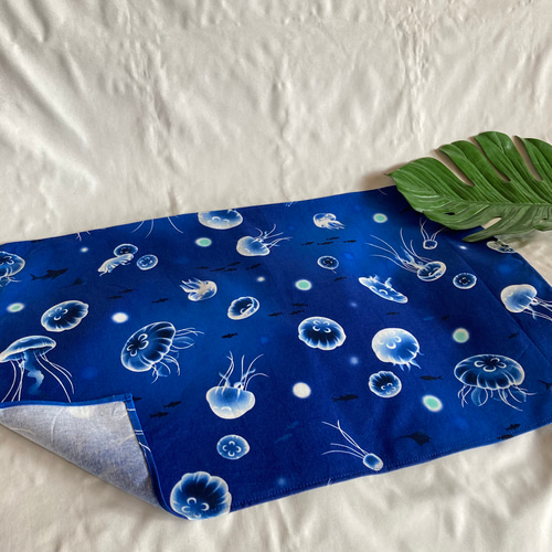 オーダーOK】入園入学大きいランチョンマット(40×60㎝)☆待望のくらげ