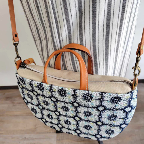 ク*ク様 ミナペルホネン/フォレストウェーブ×アネモネ　フォレストウィング/牛革 月*陽様 ミナペルホネン/フォレストウェーブ×アネモネ ネイビー