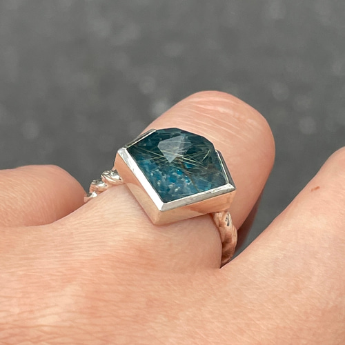 アパタイト×ルチルクォーツ ダブレット ストーン リング シルバー 251-4 アパタイト×ルチルクォーツ ダブレット ストーン リング シルバー 251-4