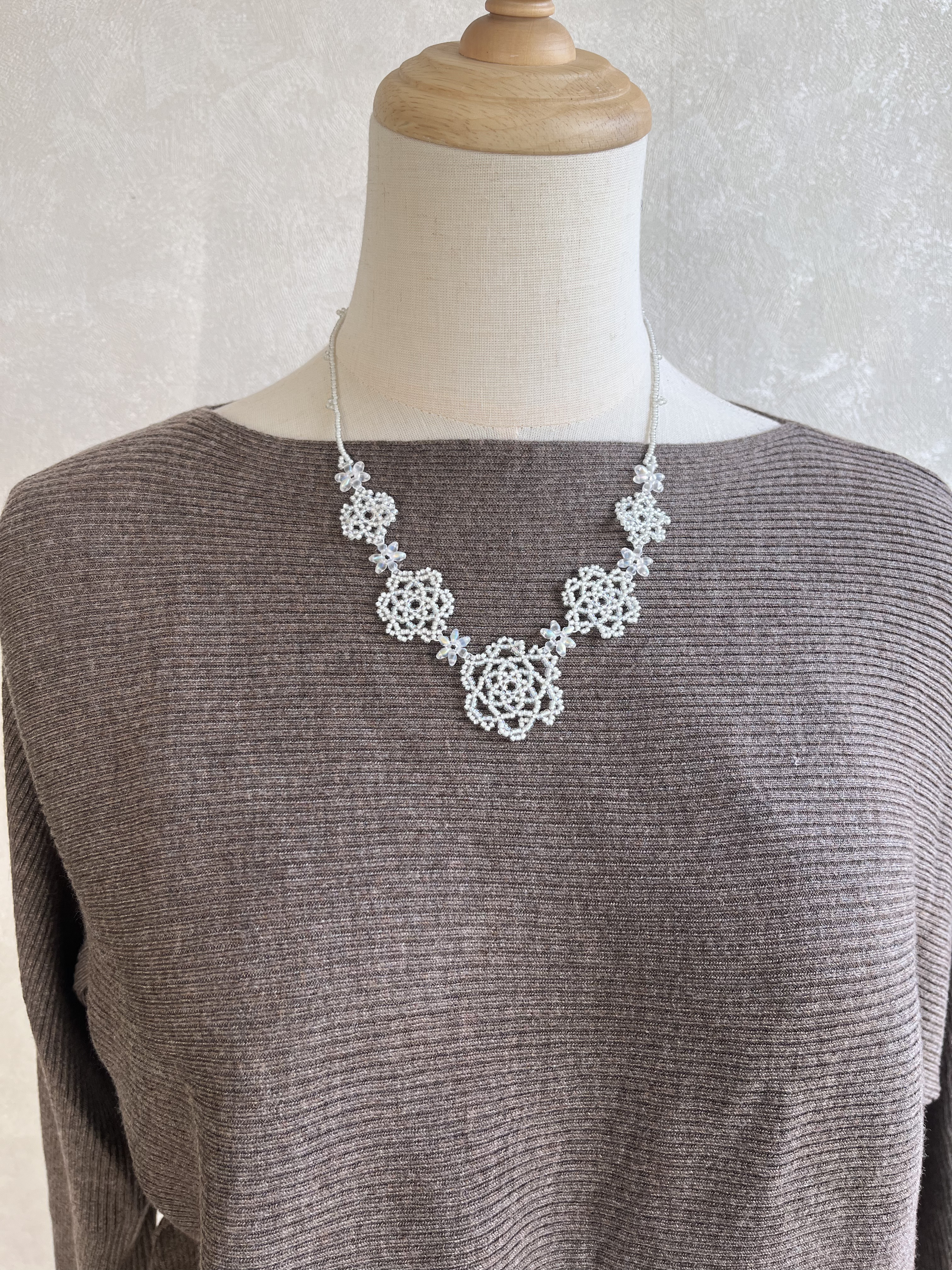 lace flower 〜pearl gray〜