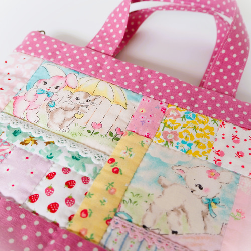 完成品】ハローベイビー絵本の1ページみたいなパッチワーク♪ミニ