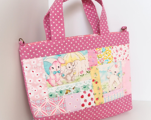 完成品】ハローベイビー絵本の1ページみたいなパッチワーク♪ミニ