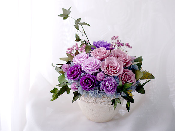 パープルグラデーションのゴージャスアレンジ