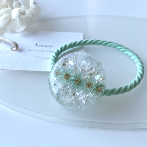 レジンヘアゴム ミモザ　レモン　ホワイト　ワイヤーフラワー　個性的　春 レジンヘアゴム ミモザ レモン ホワイト ワイヤーフラワー 個性的 春