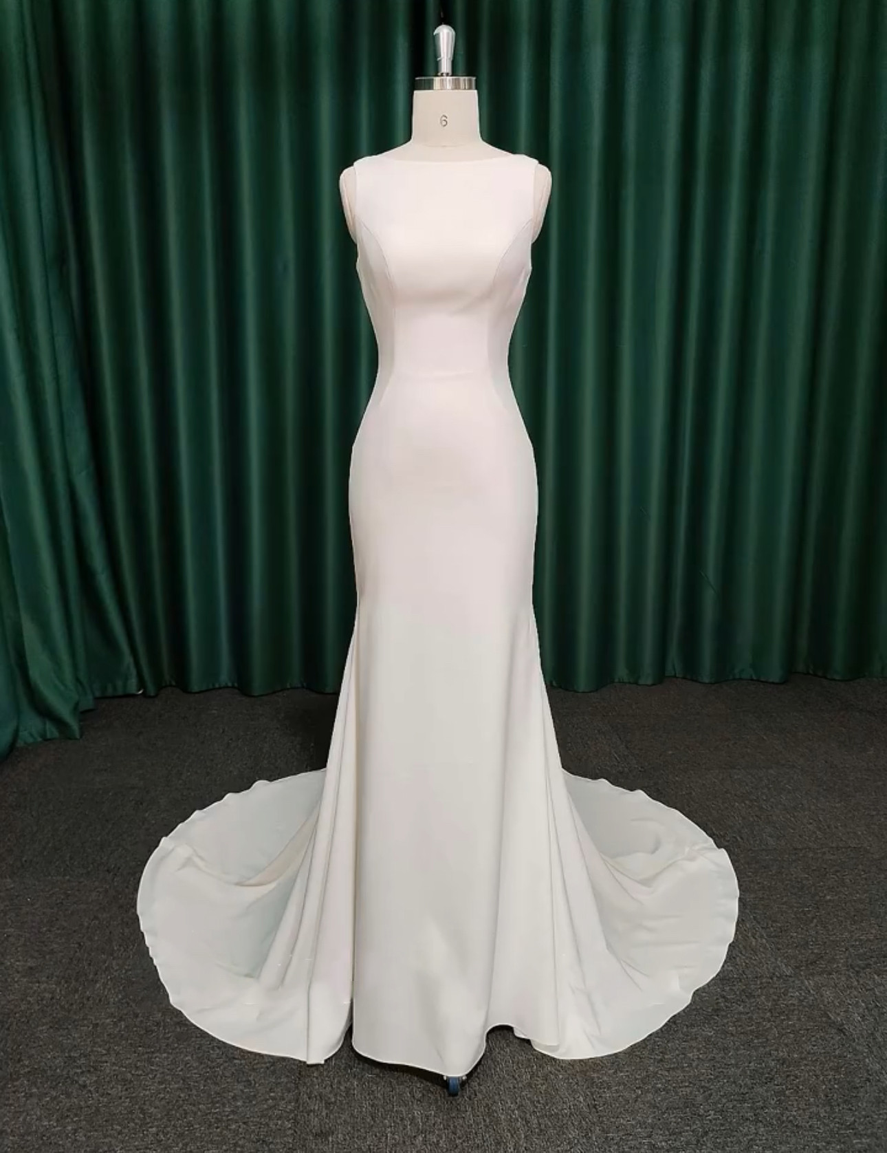 シンプル　白　背中見せ　ジュエル　マーメイドドレス　カラー変更可能チャック　サイズオーダー二次会パーティードレス海外挙式