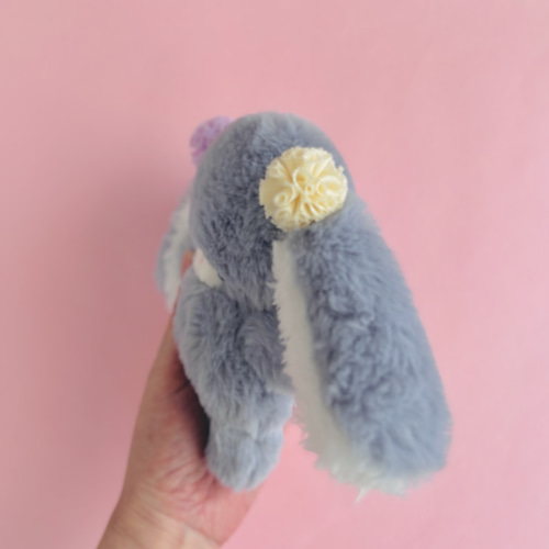 ポンポンブルーベリーちゃん♡フワフワロップイヤー♡手のひらサイズ