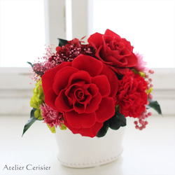 プリザーブドフラワー＜リア Mサイズ＞レッド ローズ＆カーネーション【お祝い】 還暦 3枚目の画像