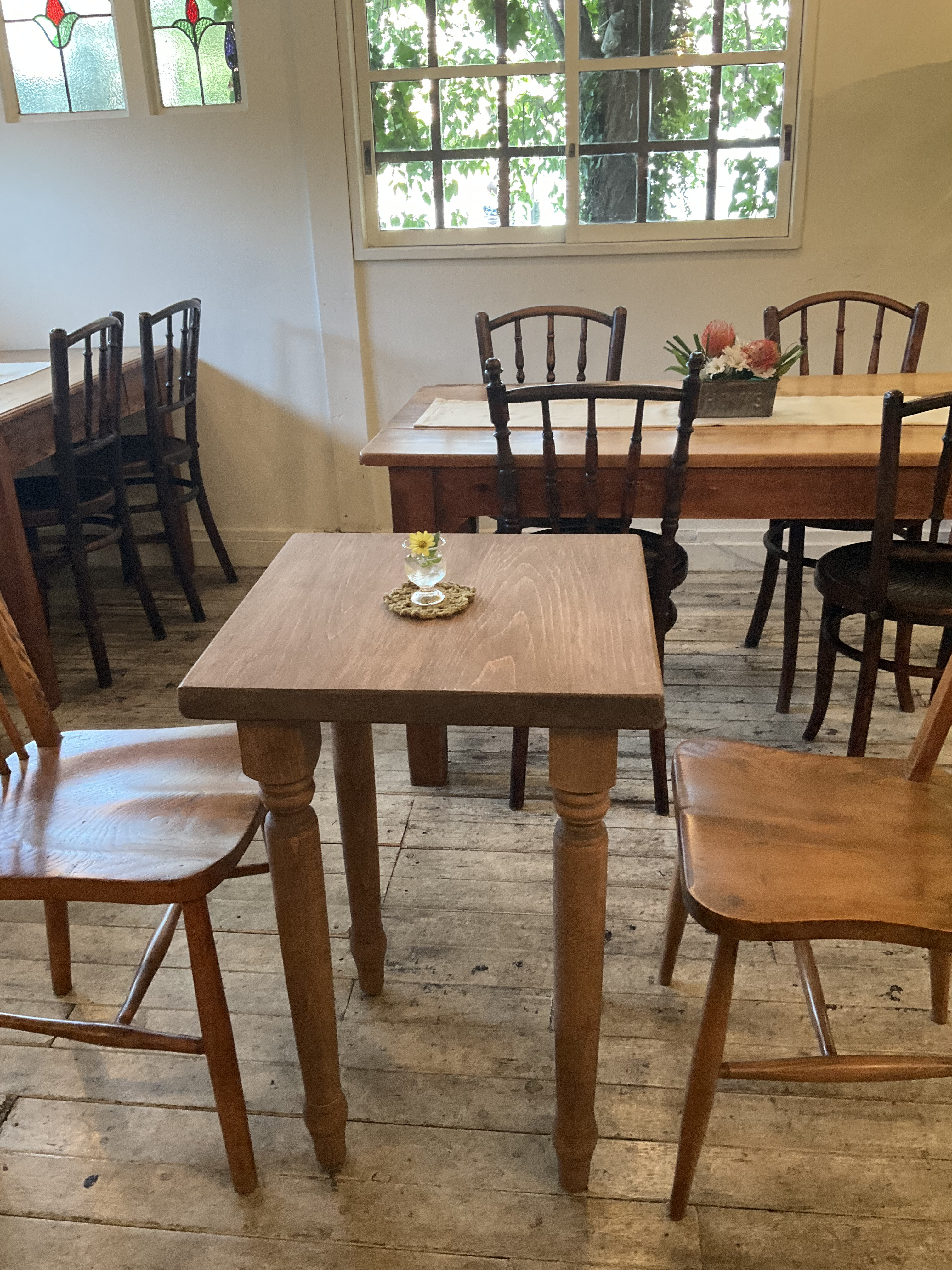 60㎝ミニひのき可愛いテーブル60㎝✖️46センチろくろ足　ダイニングテーブル　カウンターテーブル