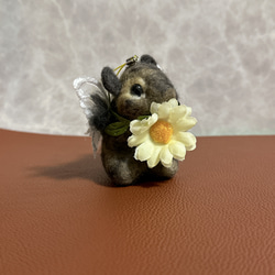 ☆幸せの妖精デグーストラップ☆ 羊毛フェルト 羊毛フェルト motiti(も