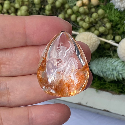 鳳凰 彫刻入り 高品質 ガーデンクォーツ 天然石 天然色 天然石 HaRuKy