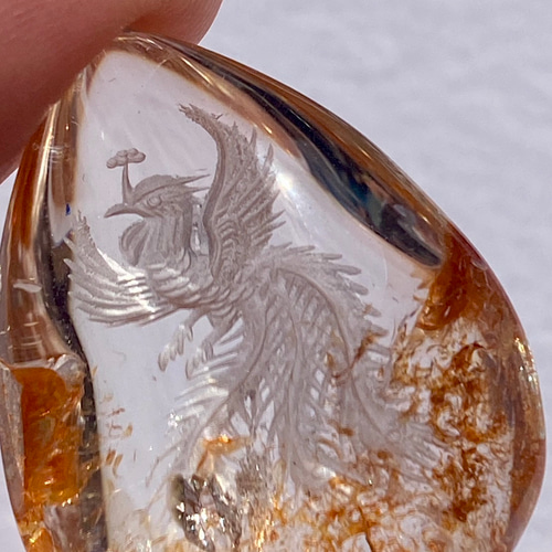 鳳凰 彫刻入り 高品質 ガーデンクォーツ 天然石 天然色 天然石 HaRuKy