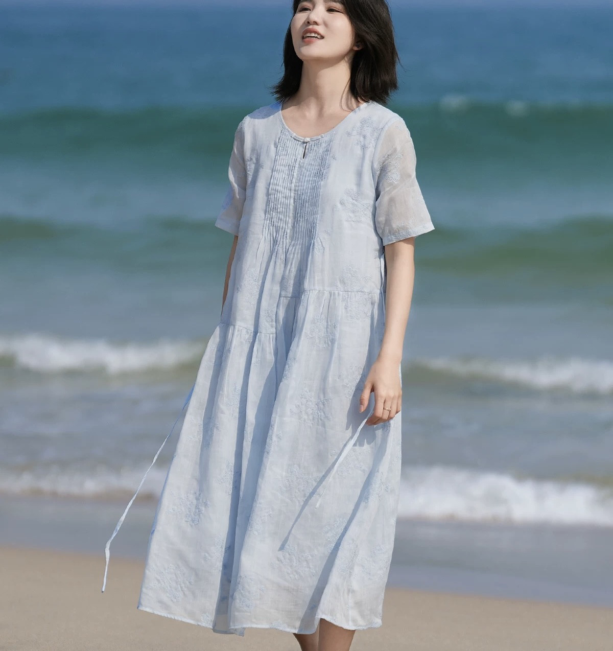 2色 ラミー/麻100%　刺繡生地ピンタックのロングワンピース　裏地付き　ポケット付き【春夏秋】サックスブルー 8,502円