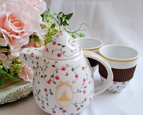ポット カップ セット おしゃれ 花柄 テーブルコーデ 紅茶 母の日 女子