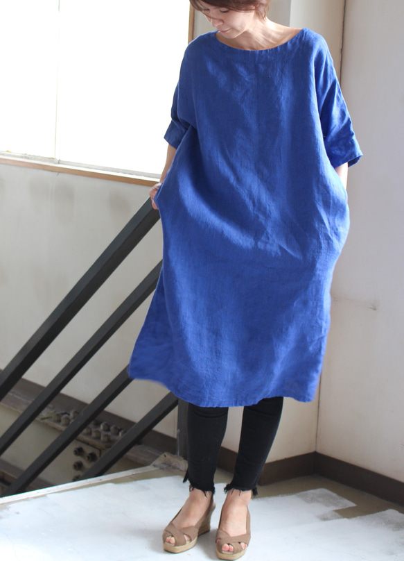 蝙蝠袖連身裙，薩克森藍（藤吉田染） 第11張的照片