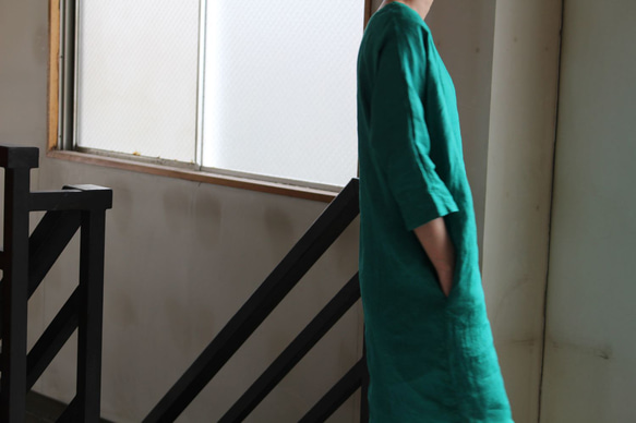 蝙蝠袖連身裙，薩克森藍（藤吉田染） 第13張的照片