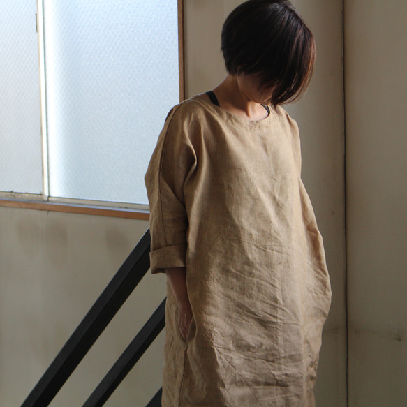 蝙蝠袖連身裙，薩克森藍（藤吉田染） 第8張的照片